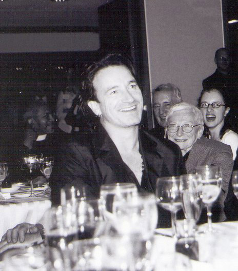 bono_smile.jpg